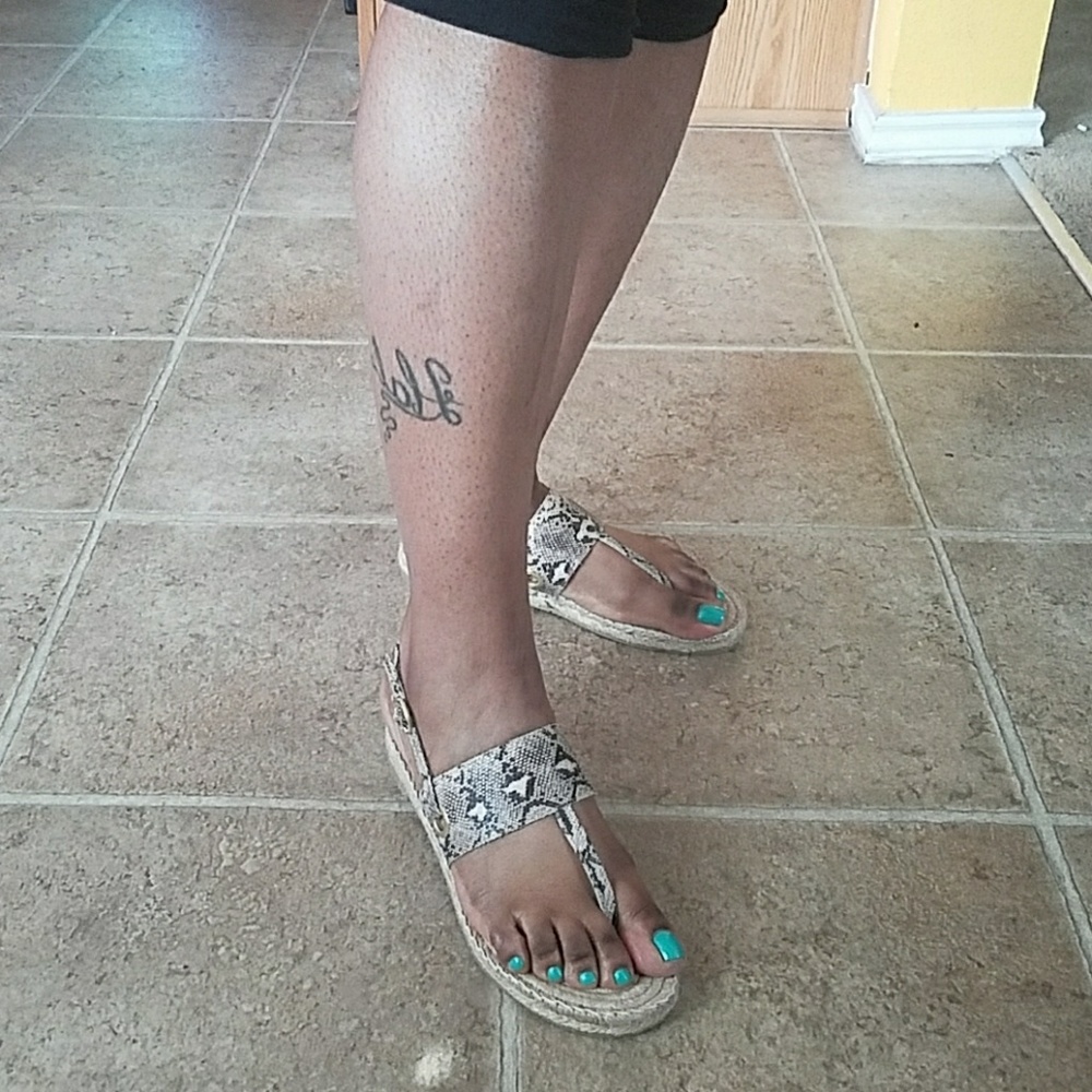 🔥 NWOT 🔥MERONA SANDALS